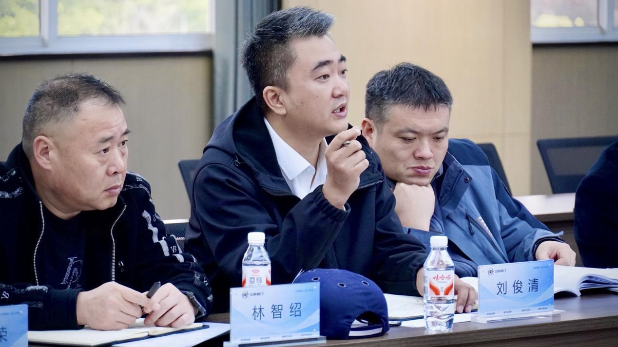 广西白龙核电项目抽汽逆止阀技术方案评审会在江南阀门圆满召开4.jpg